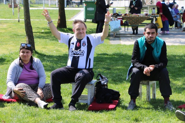 Engelsiz Hobi Atölyeleri öğrencileri bahar mevsimine renkli bir ‘merhaba’ dedi