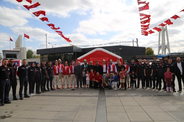 Kocaeli Büyükşehir İtfaiyesi’nin gurur günü