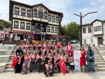 Büyükşehirle takvimin geriye aktığı unutulmaz bir geziye çıktılar