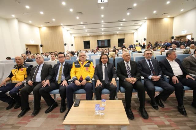 1–7 Aralık Acil Sağlık Hizmetleri Haftası Programı Düzenlendi