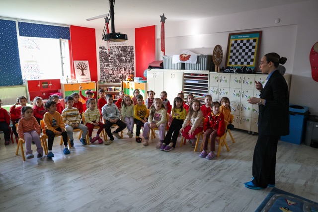 SASKİ, Serdivan'da Anaokulu Öğrencilerine Su Tasarrufu Eğitimi Verdi