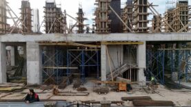 İnşaat alanında yeni projeler ve yapıların gelişimi.