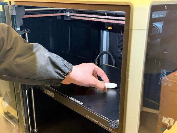 Dijital Gelişim Merkezi'nde öğrenciler 3D yazıcı ve VR uygulamalarını inceledi