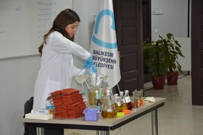 BAÇEM’in Ayın Atölyesi Programlarına Katılım Her Geçen Gün Artıyor