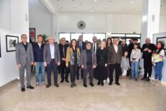 Balıkesir Üniversitesi'nde 'Yeryüzü Günlüğü' Sergisi Sanatçılar ve Öğrencilerle Buluştu