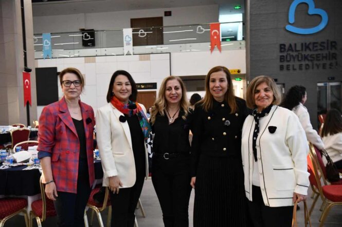 Balıkesir’de 8 Mart Kadınlar Günü Etkinlikleriyle Toplumsal Dayanışma Vurgulandı