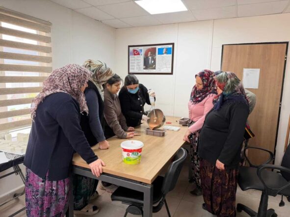 Erdek Karşıyaka’daki BALMEK Kurs Merkezi Kırsal Mahallede Tam Kapasiteyle Hizmet Sunuyor
