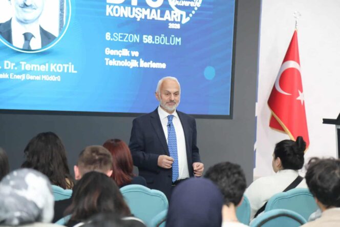 Prof. Dr. Temel Kotil, BTÜ Konuşmaları’nda Teknoloji ve Gençlik Üzerine Görüşlerini Paylaştı