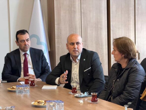 Balıkesir Büyükşehir Belediyesi, Bandırma Merkez Muhtarlarıyla Sorunlara Hızlı Çözüm İçin Buluştu