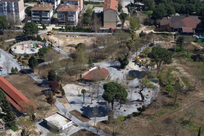 Balıkesir Büyükşehir Belediyesi Susurluk Atatürk Parkı’nda Kapsamlı Yenileme ile Modern Yaşam Alanı Kuruyor